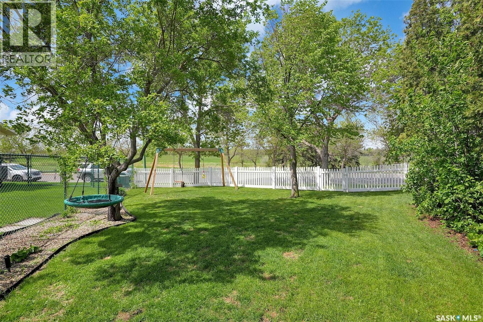 3403 Edinburgh Drive, Regina, Saskatchewan  S4V 2H8 - Photo 46 - SK038041