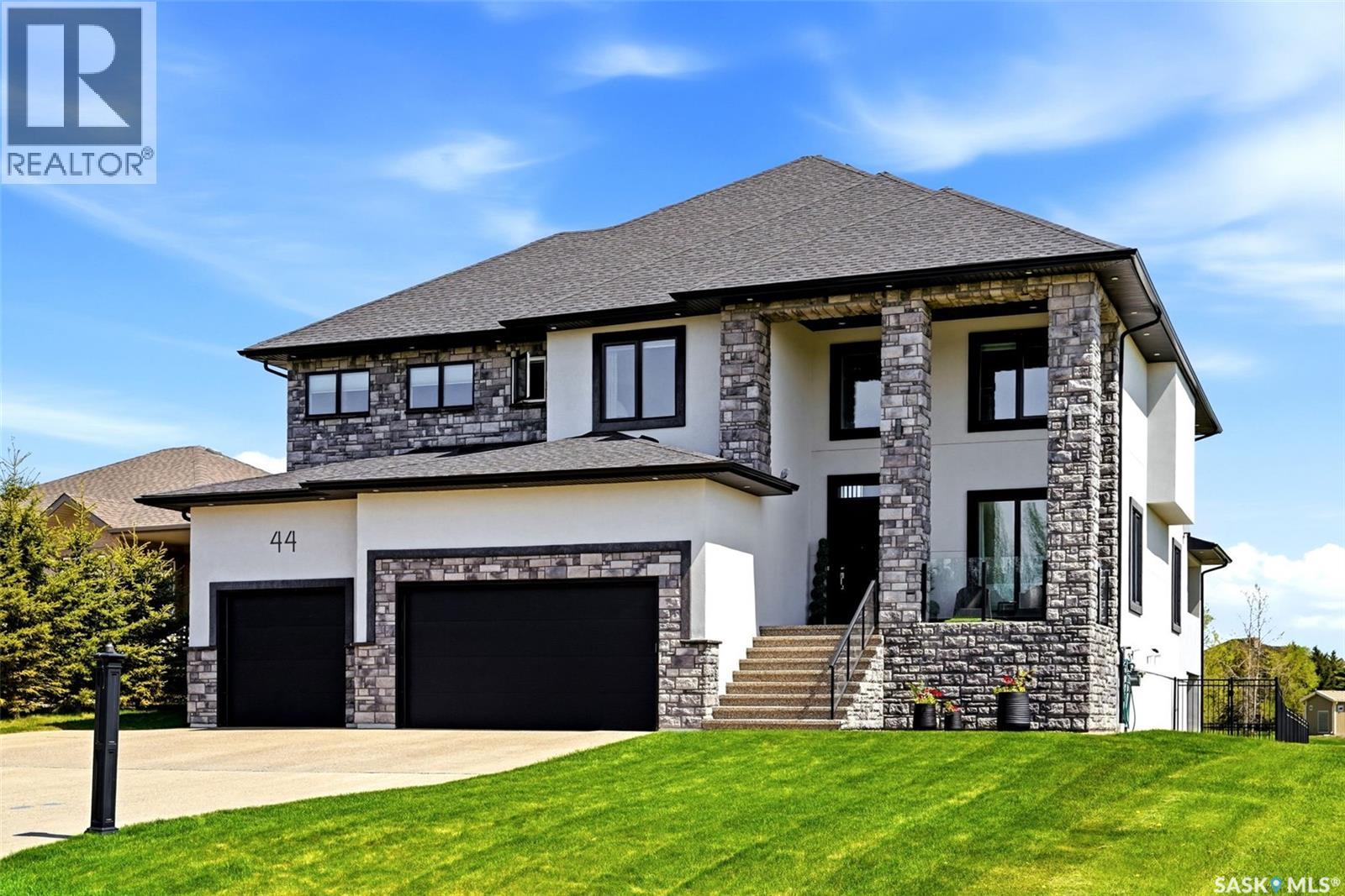 44 Lott ROAD, White City, Saskatchewan
