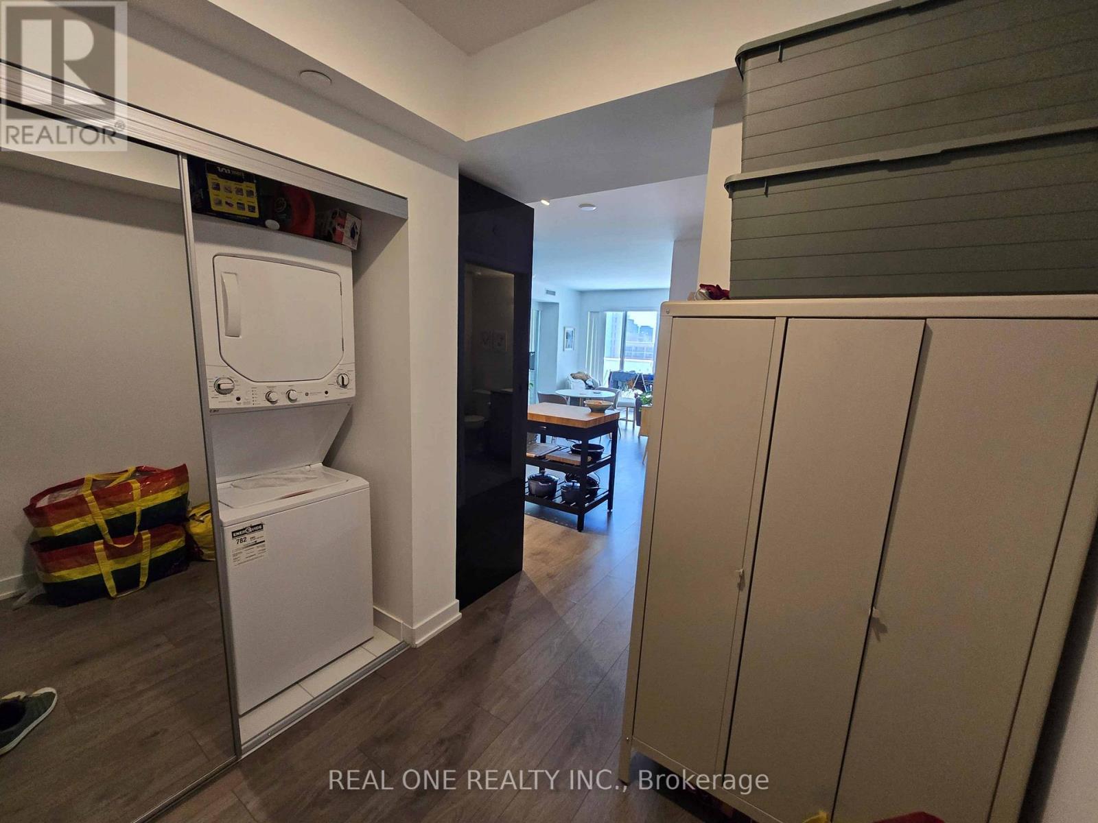 1109 - 501 Yonge Street, Toronto, Ontario  M4Y 0G8 - Photo 11 - C13239624