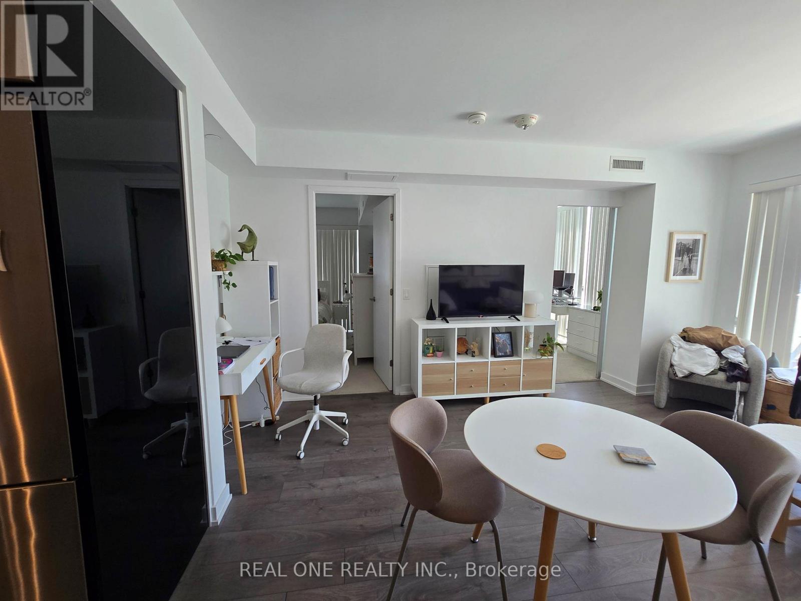 1109 - 501 Yonge Street, Toronto, Ontario  M4Y 0G8 - Photo 2 - C13239624