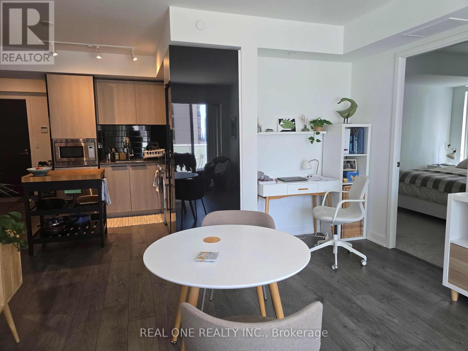1109 - 501 Yonge Street, Toronto, Ontario  M4Y 0G8 - Photo 6 - C13239624