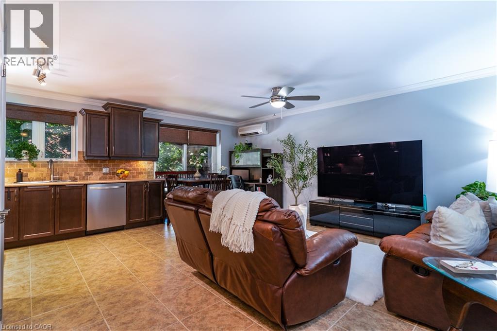 1212 Fennell Avenue E Unit# 304, Hamilton, Ontario  L8T 1T2 - Photo 2 - 40836566
