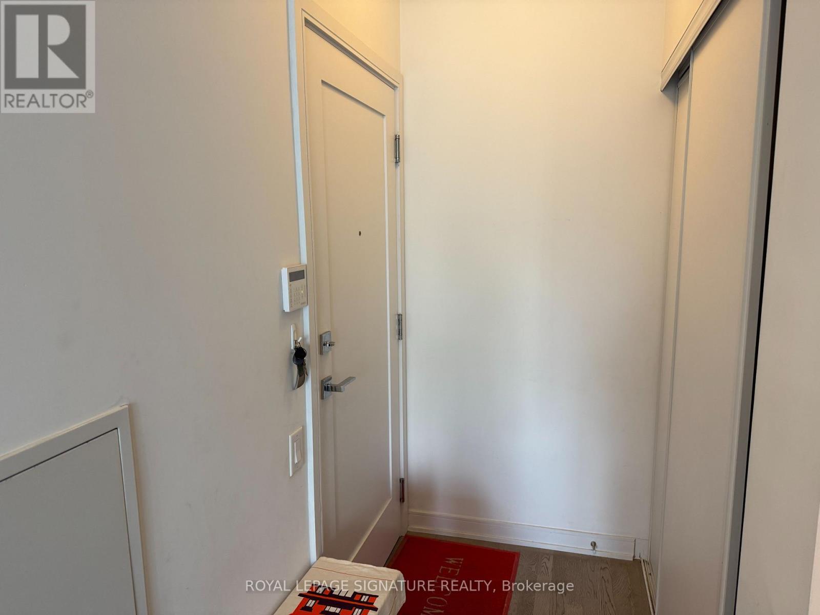 1320 - 57 St Joseph Street, Toronto, Ontario M5S 0C5 - Photo 2 - C13239672