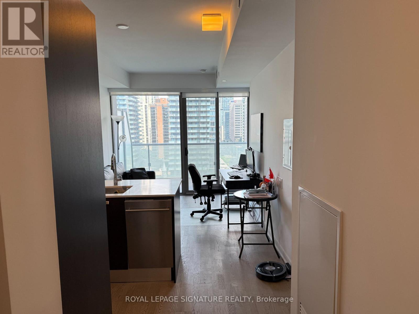 1320 - 57 St Joseph Street, Toronto, Ontario M5S 0C5 - Photo 4 - C13239672