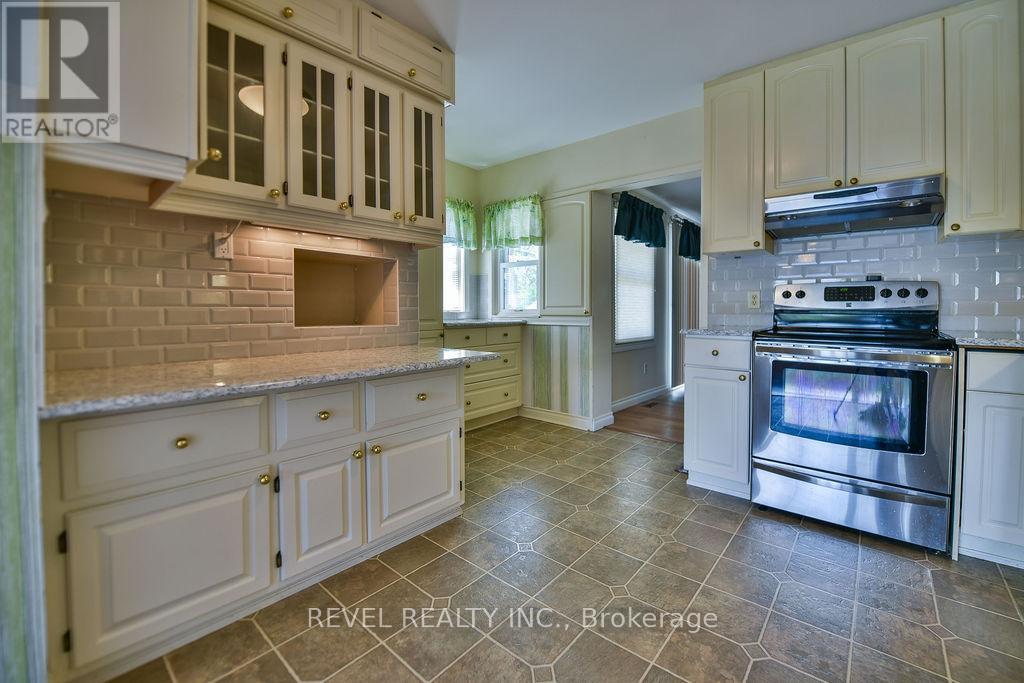711 Eyre Boulevard, Timmins, Ontario  P4N 4Z3 - Photo 2 - T13239916