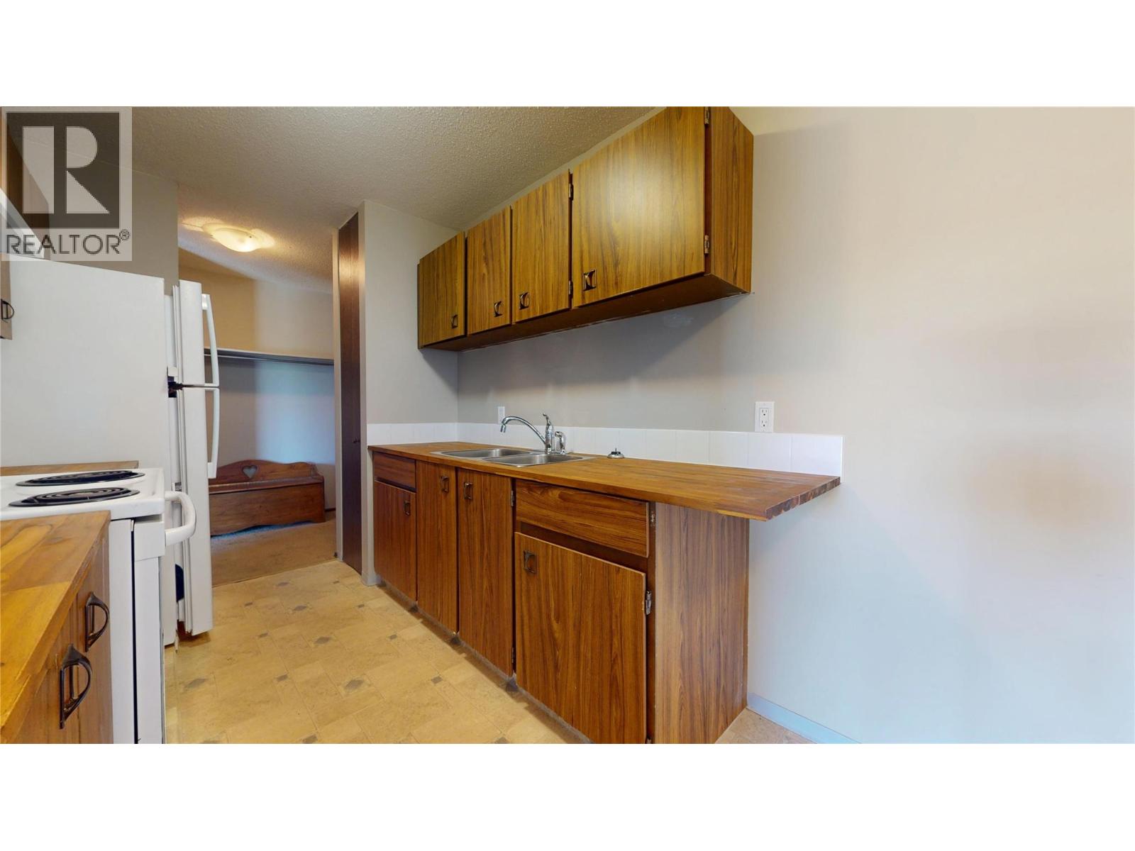 606 18th Avenue N Unit# 404, Cranbrook, British Columbia  V1C 5M1 - Photo 7 - 10389329