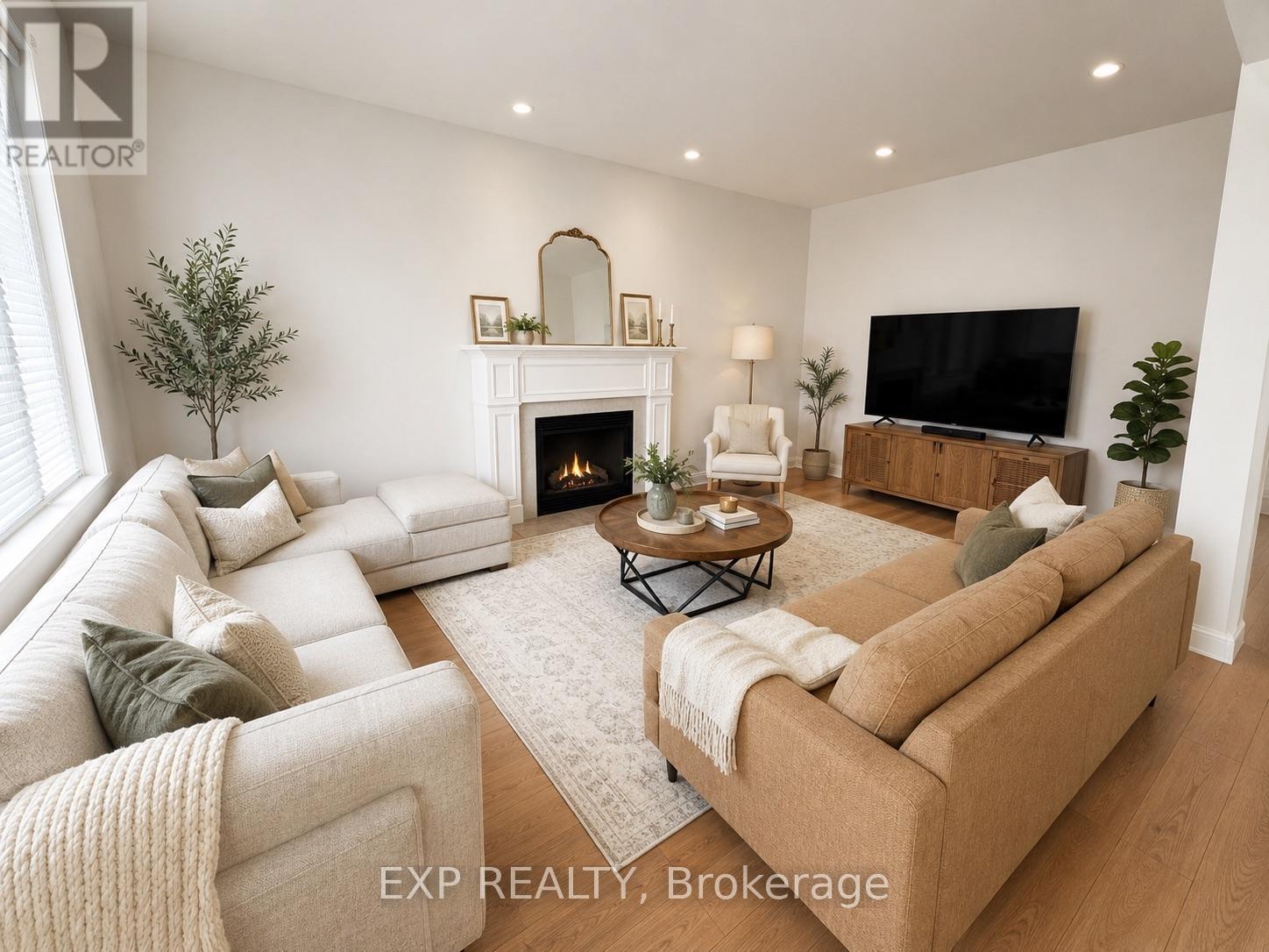 21 Aida Place, Richmond Hill, Ontario  L4E 1N3 - Photo 4 - N13010338