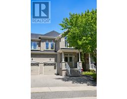 506 FOXCROFT BOULEVARD, Newmarket, Ontario
