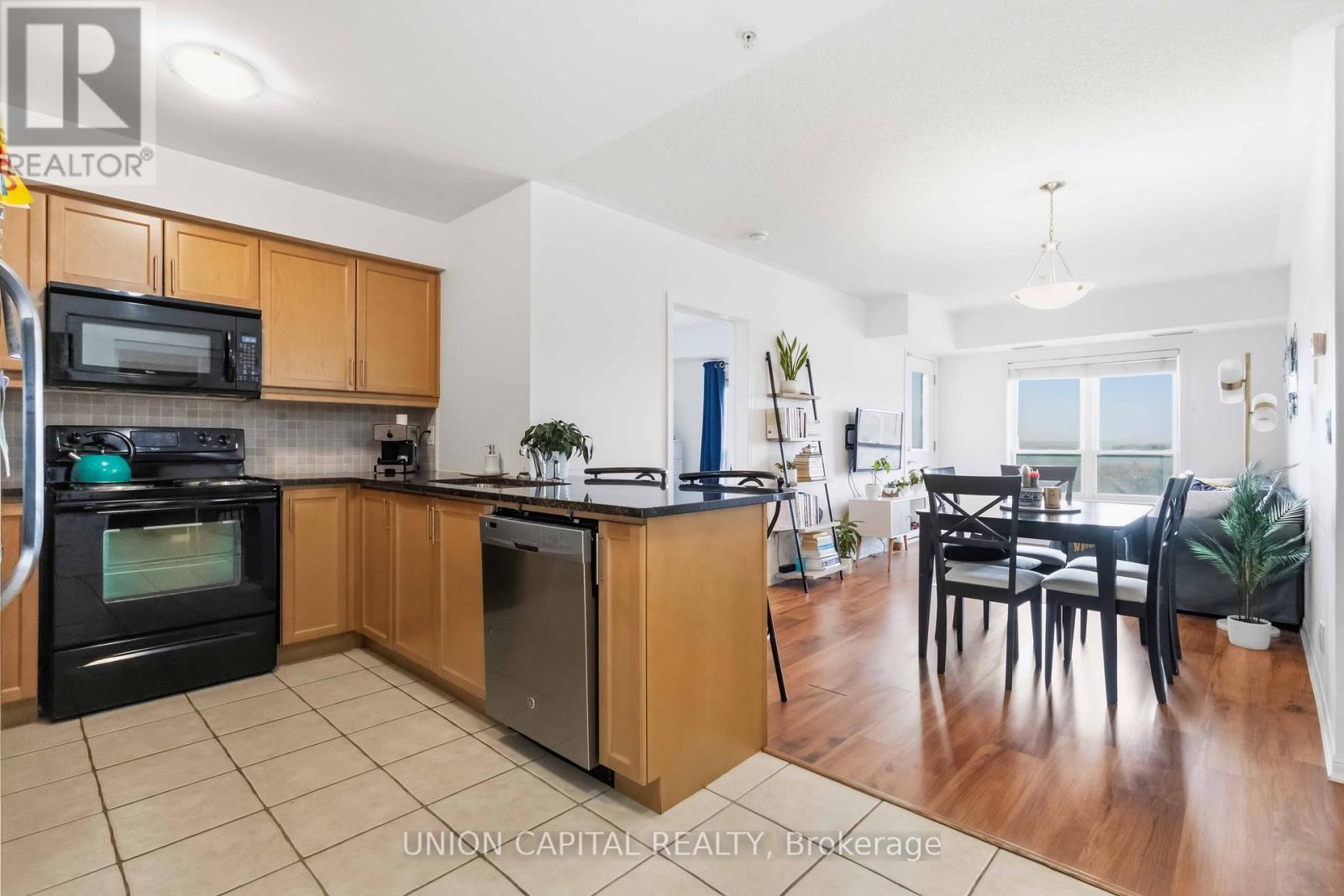 220 - 10 Mendelssohn Street, Toronto, Ontario  M1L 0G7 - Photo 6 - E13239630