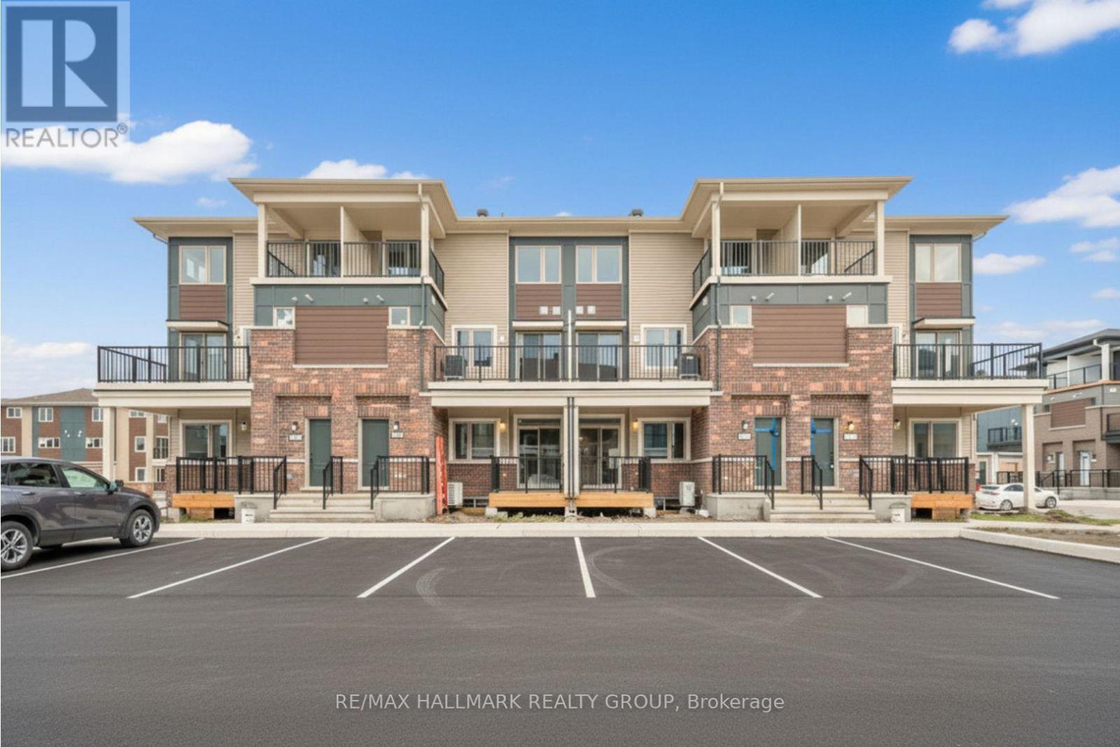 205 LAPLAND PRIVATE, Ottawa, Ontario