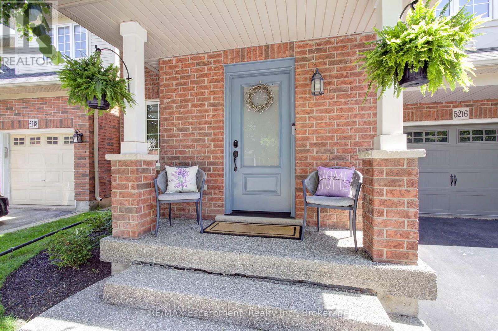 5216 Garland Crescent, Burlington, Ontario  L7L 7K9 - Photo 3 - W13240112