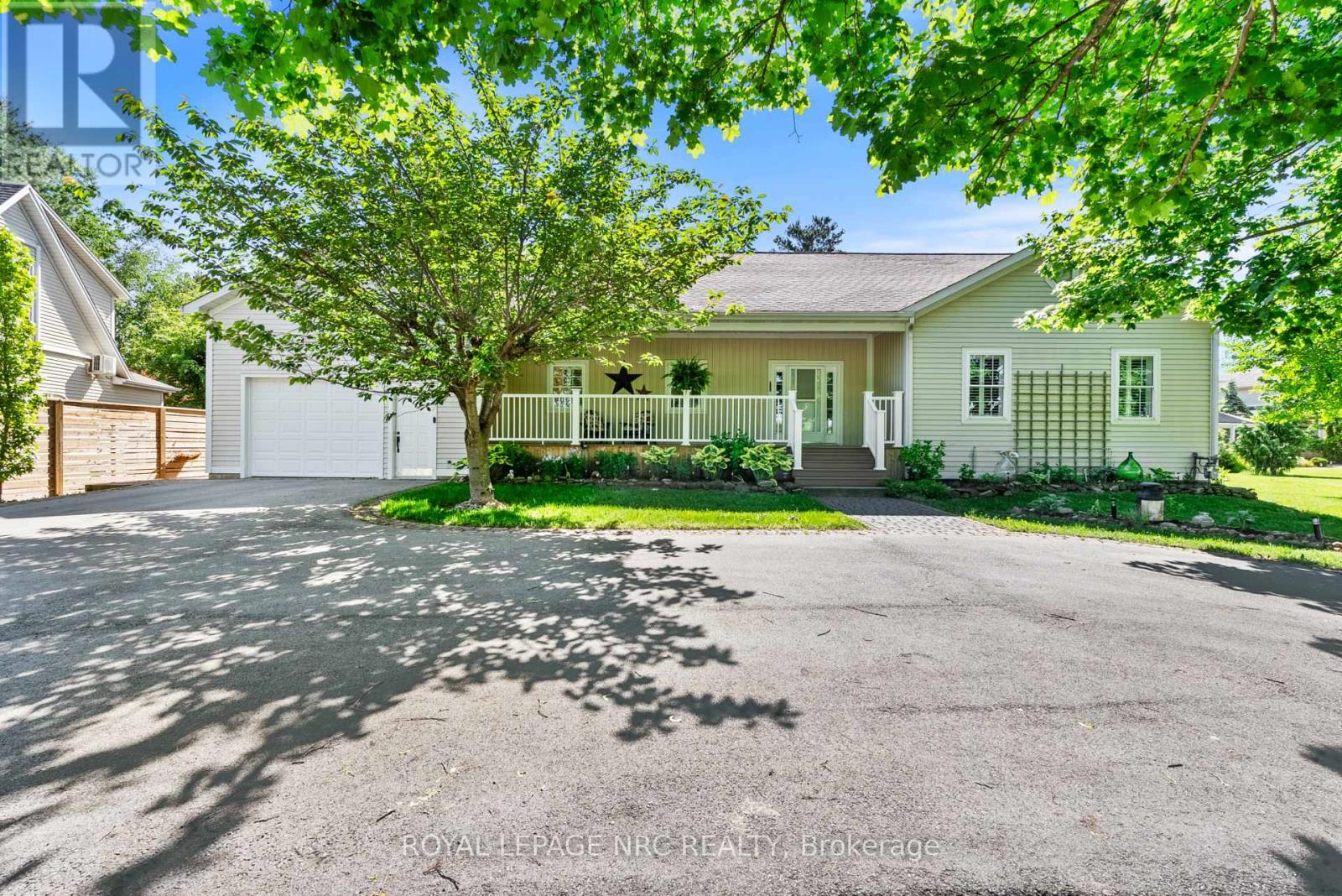 199 Niagara Street, Niagara-On-The-Lake, Ontario  L0S 1J0 - Photo 2 - X13239808