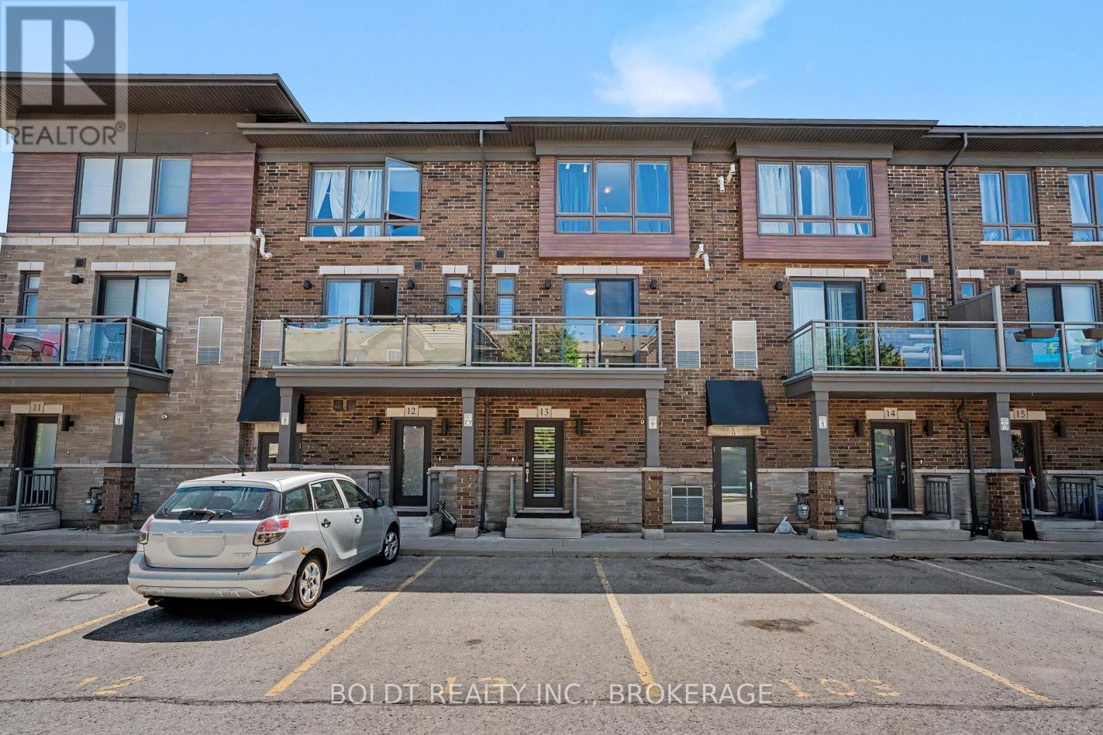 13 - 510 North Service Road, Grimsby (Grimsby Beach), Ontario  L3M 0C9 - Photo 1 - X13239892