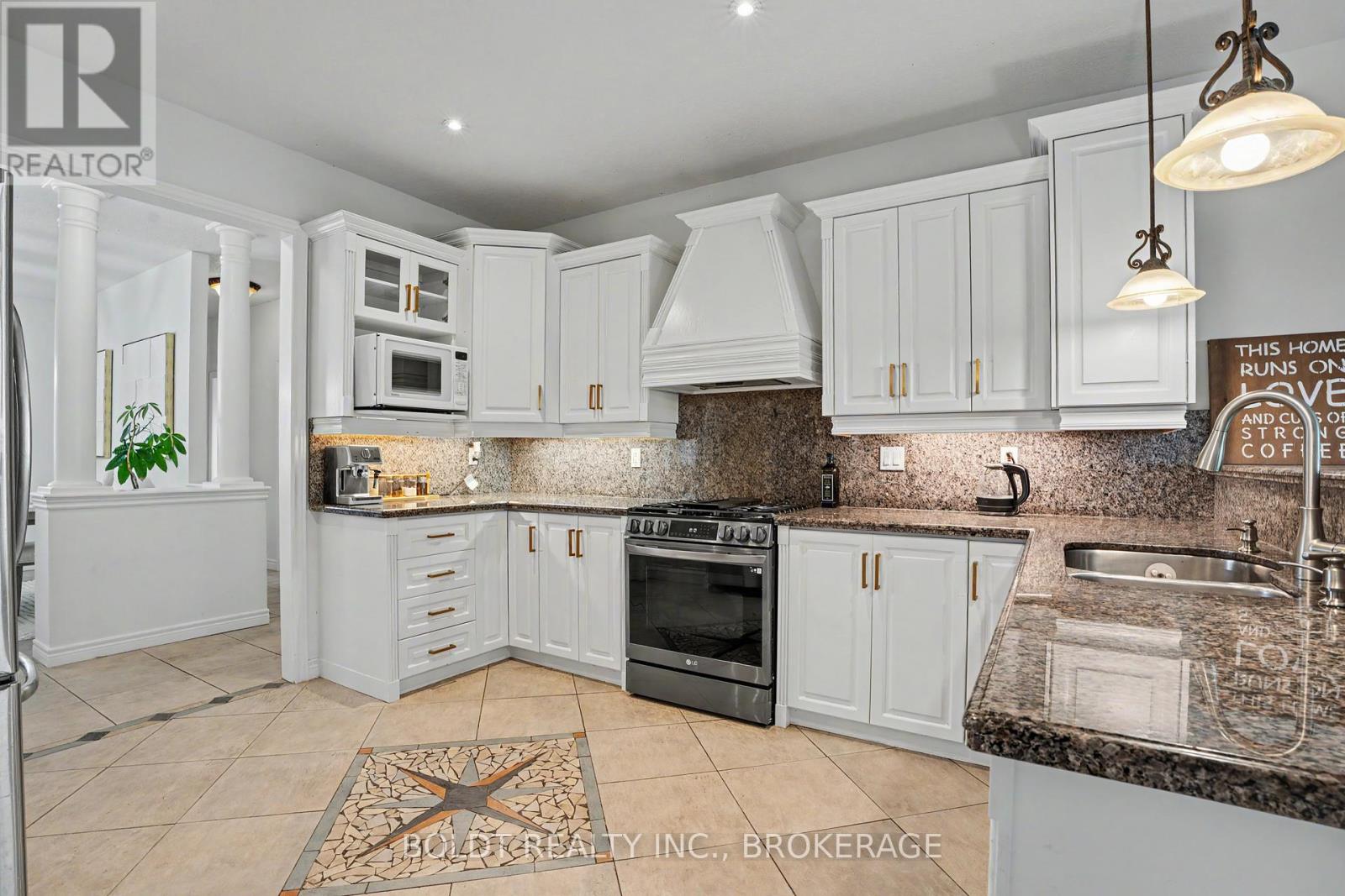 1504 Upper Sherman Avenue, Hamilton, Ontario  L8W 1C5 - Photo 11 - X13240042