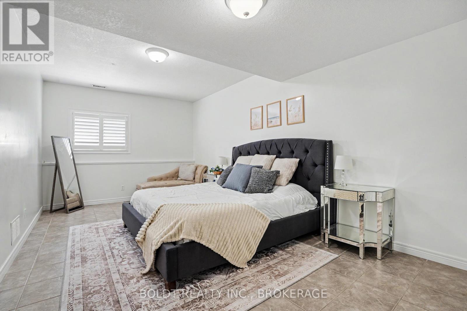 1504 Upper Sherman Avenue, Hamilton, Ontario  L8W 1C5 - Photo 31 - X13240042