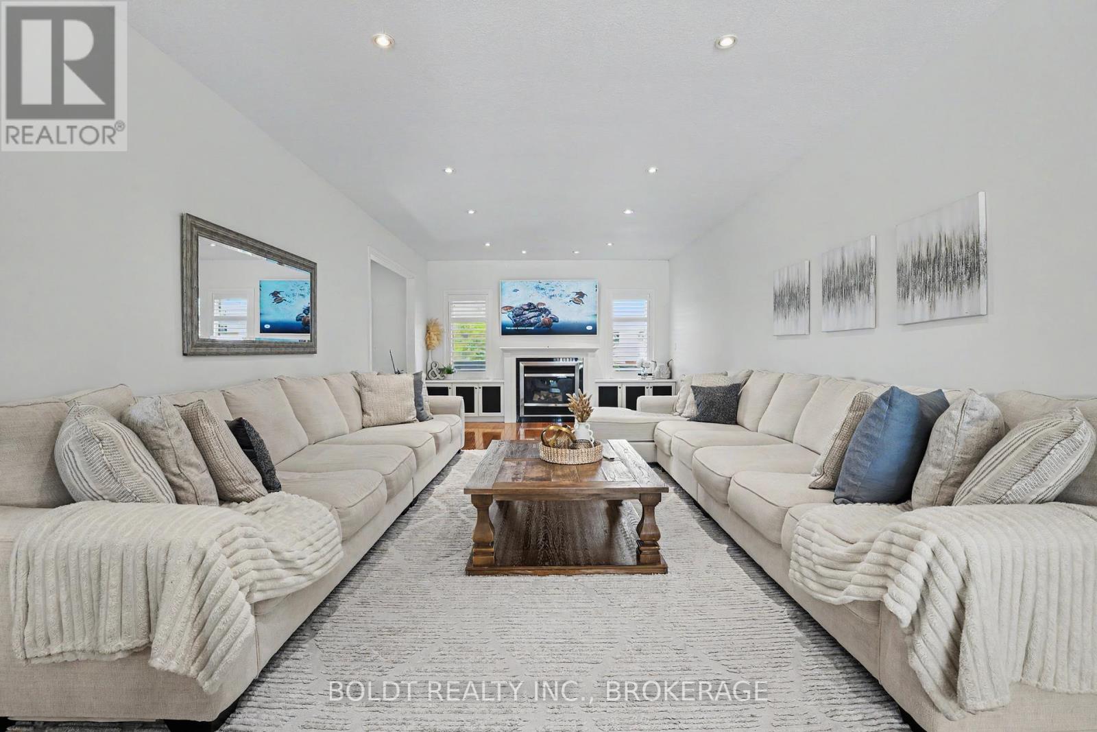1504 Upper Sherman Avenue, Hamilton, Ontario  L8W 1C5 - Photo 4 - X13240042