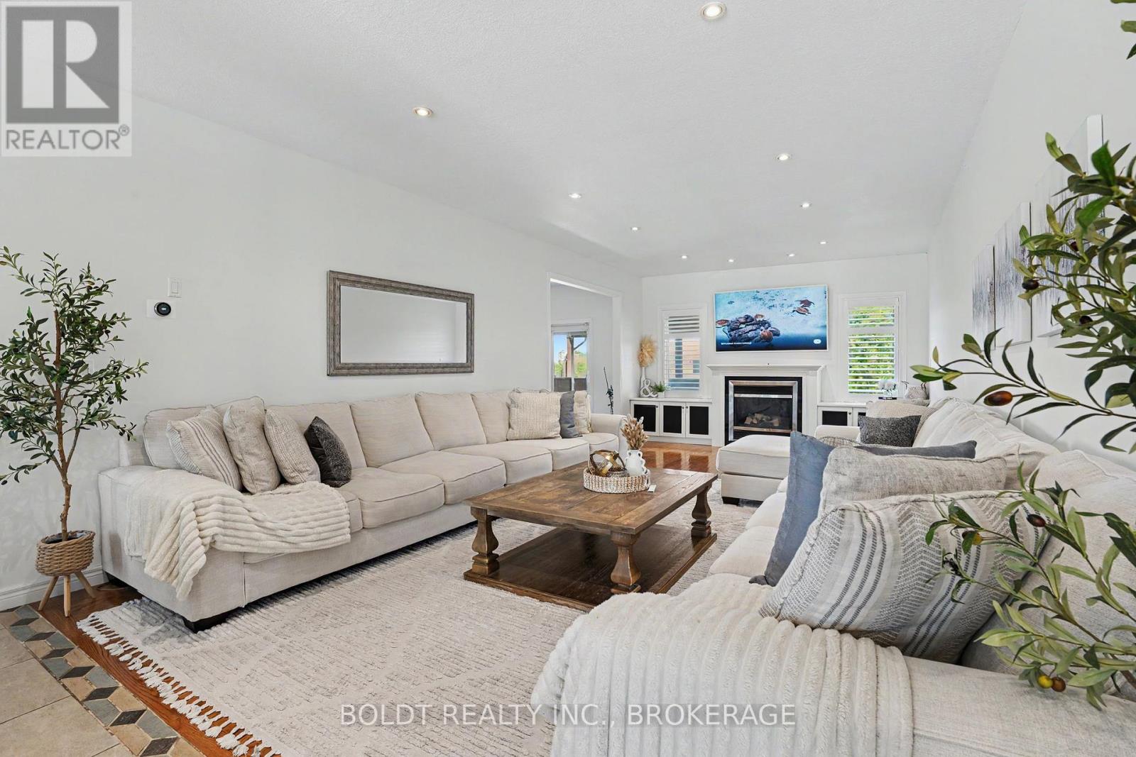 1504 Upper Sherman Avenue, Hamilton, Ontario  L8W 1C5 - Photo 6 - X13240042