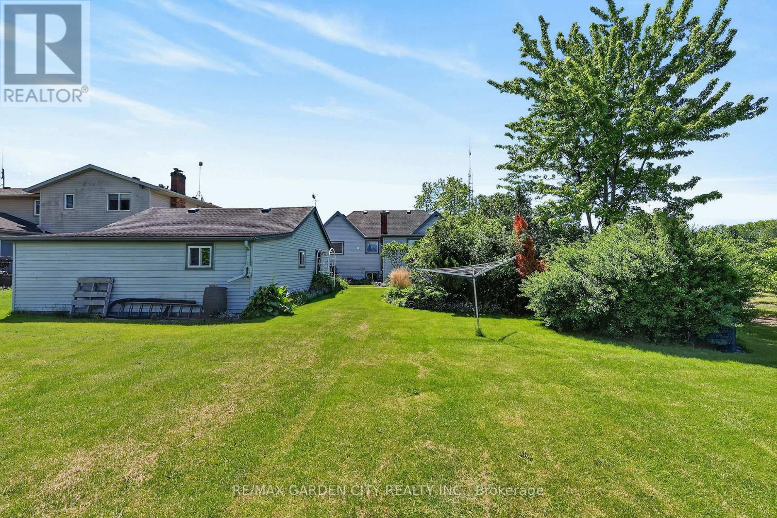 1651 Second Avenue, St. Catharines, Ontario  L2R 6P9 - Photo 25 - X13240048