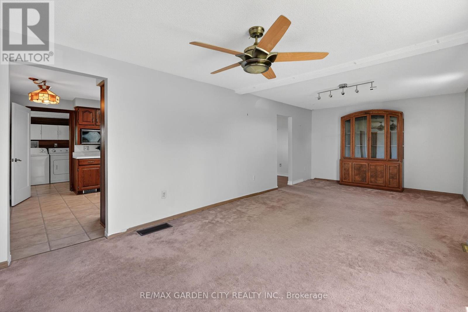 1651 Second Avenue, St. Catharines, Ontario  L2R 6P9 - Photo 5 - X13240048