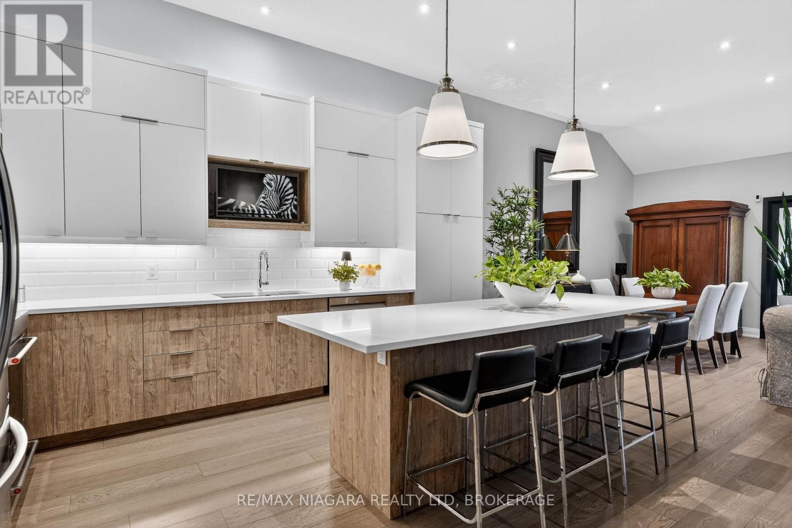 6 Mills Lane, Niagara-On-The-Lake, Ontario  L0S 1J0 - Photo 13 - X13240062
