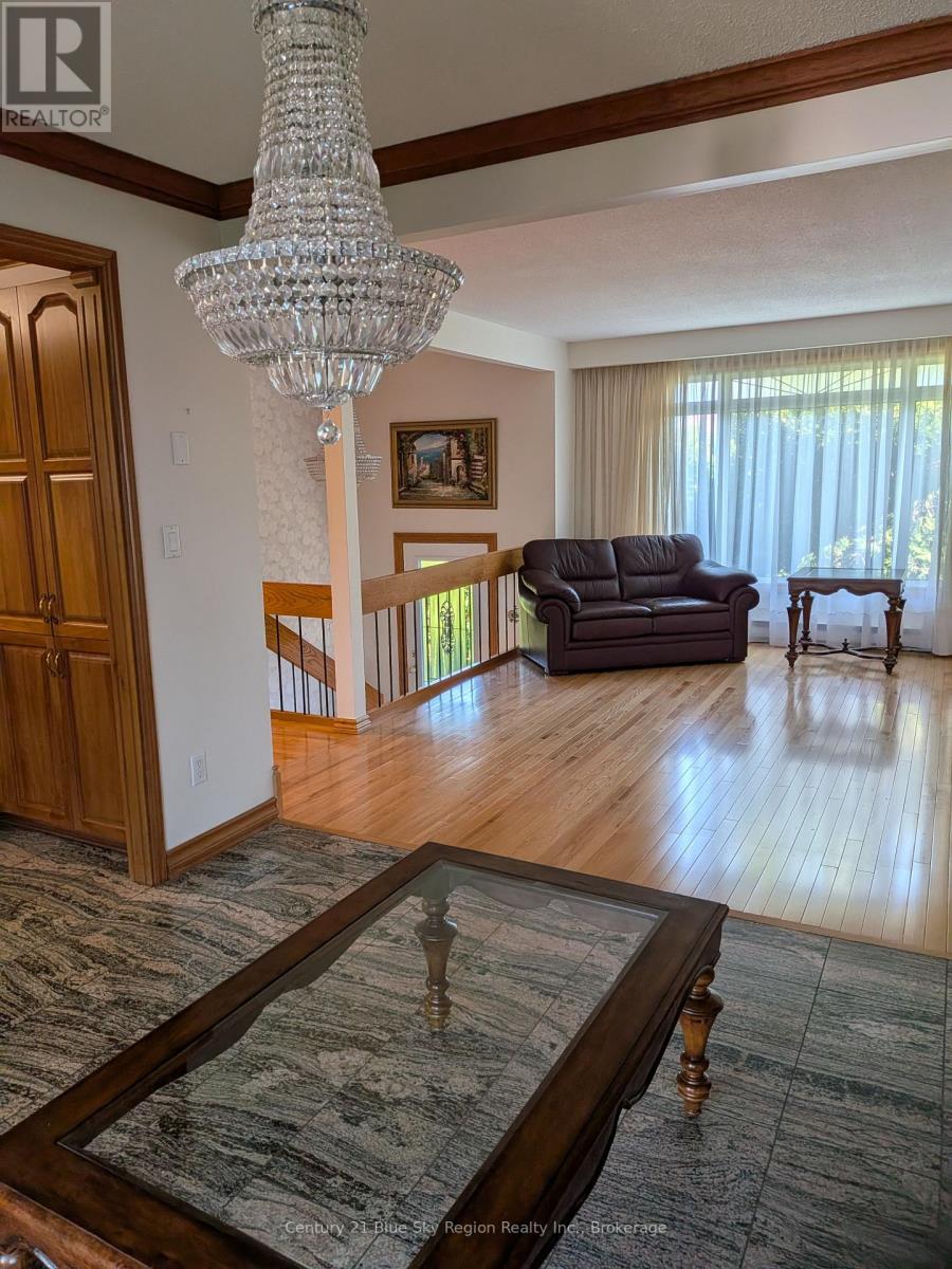 1 Portage Avenue, North Bay, Ontario  P1A 1P1 - Photo 11 - X13240002