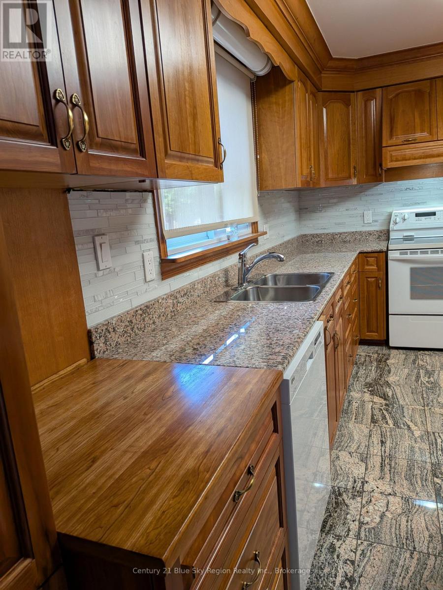 1 Portage Avenue, North Bay, Ontario  P1A 1P1 - Photo 14 - X13240002