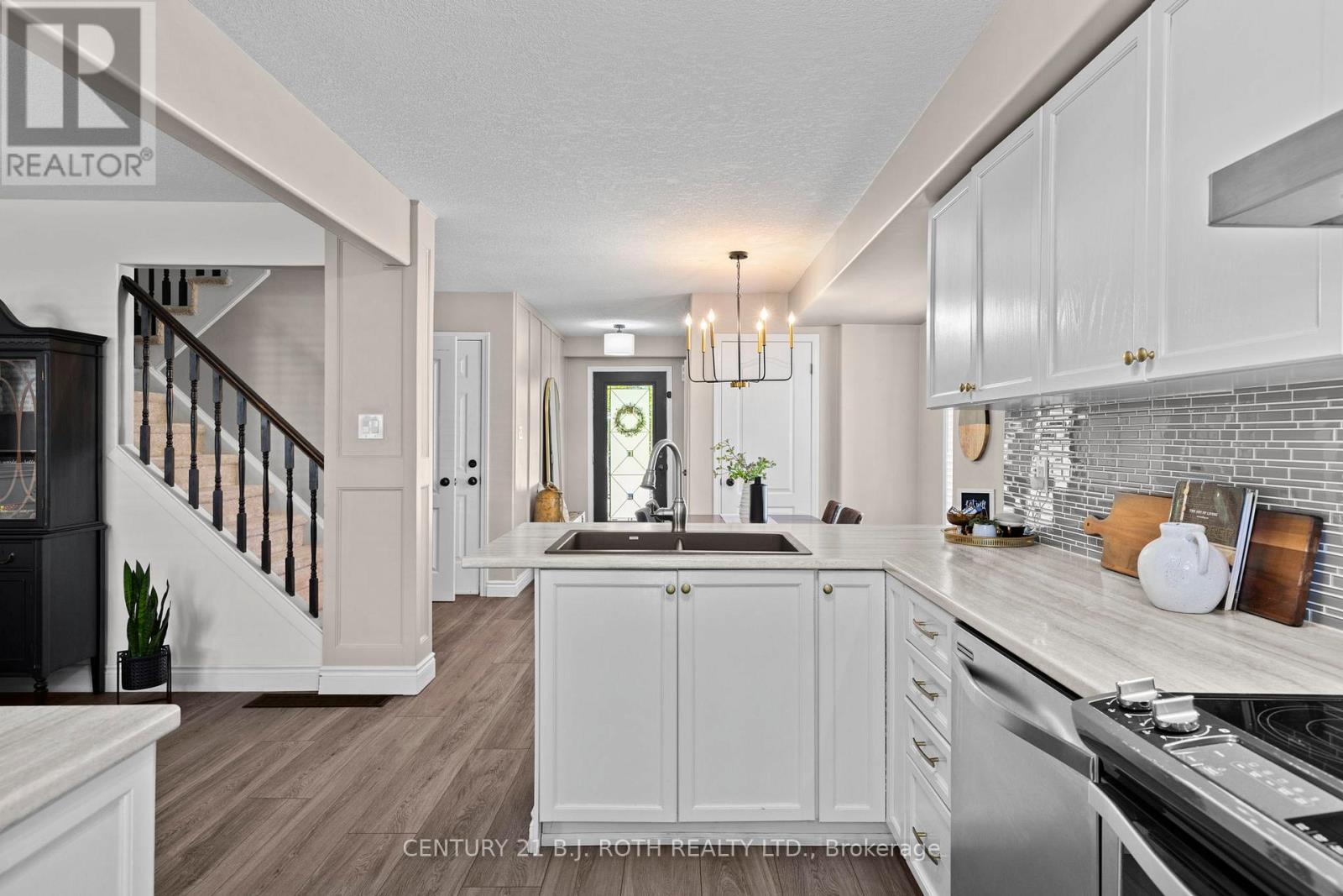 1 Ruthven Crescent, New Tecumseth (Alliston), Ontario  L9R 0A5 - Photo 10 - N13239640