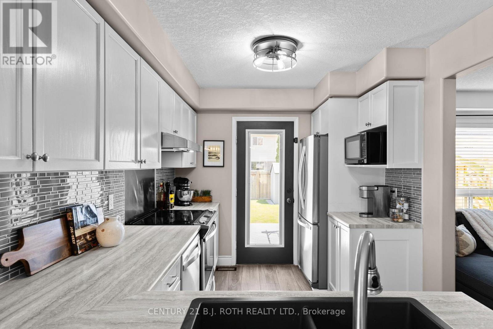 1 Ruthven Crescent, New Tecumseth (Alliston), Ontario  L9R 0A5 - Photo 11 - N13239640