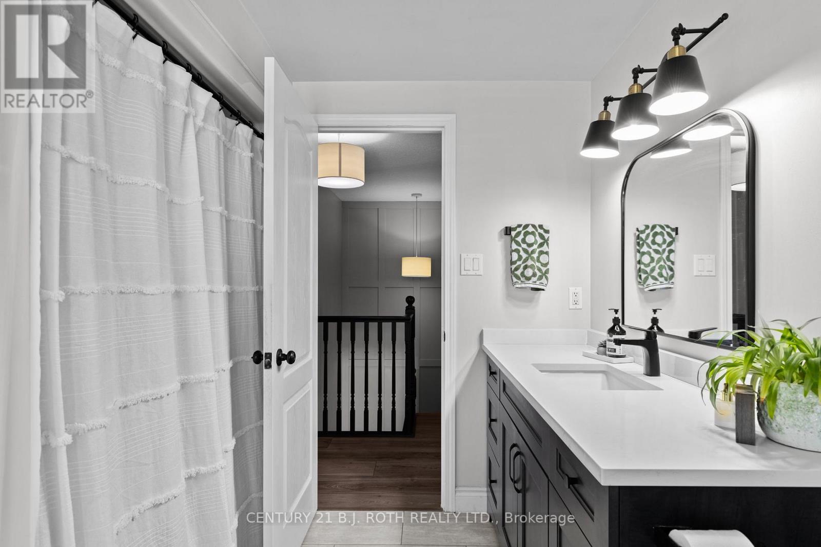 1 Ruthven Crescent, New Tecumseth (Alliston), Ontario  L9R 0A5 - Photo 16 - N13239640