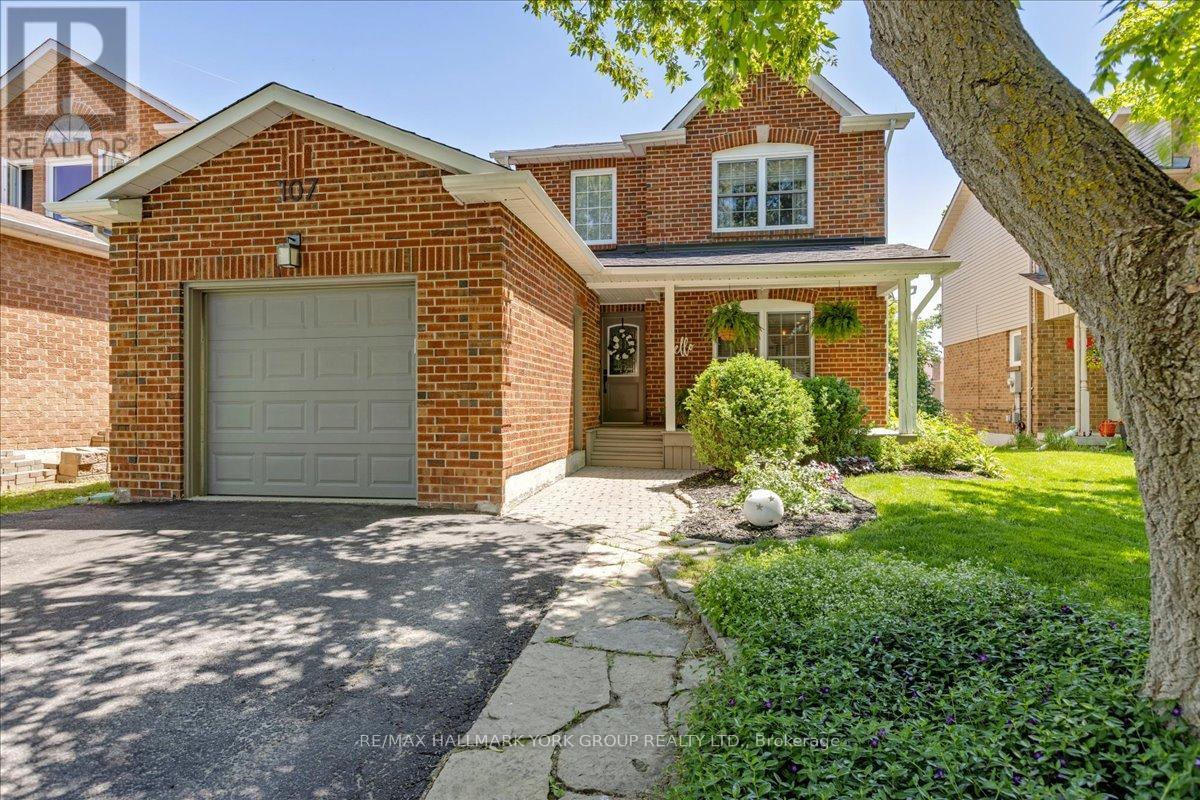 107 Natanya Boulevard, Georgina, Ontario  L4P 3P9 - Photo 2 - N13239758