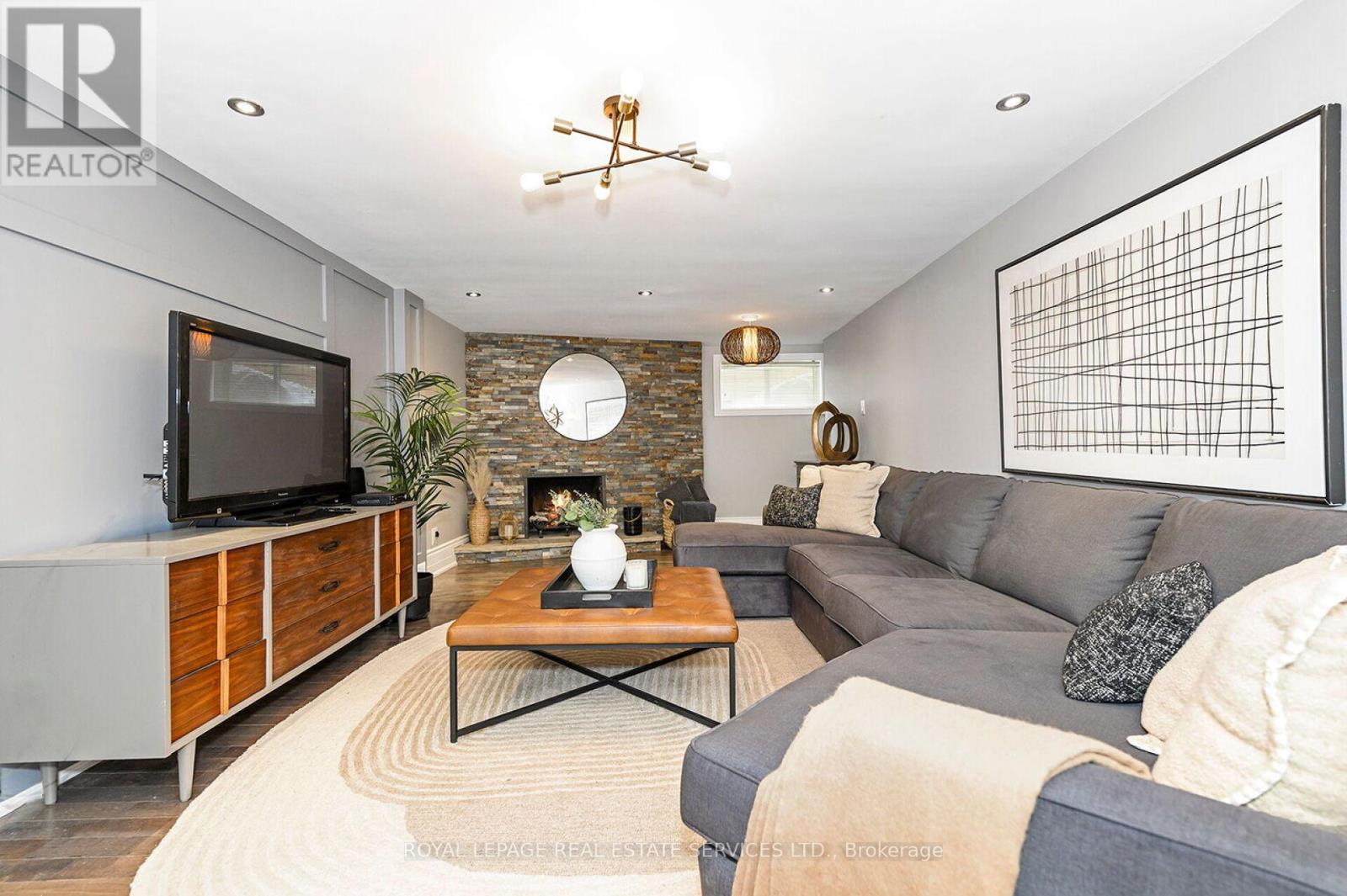1454 Chasehurst Drive, Mississauga, Ontario  L5J 3A7 - Photo 27 - W13239024