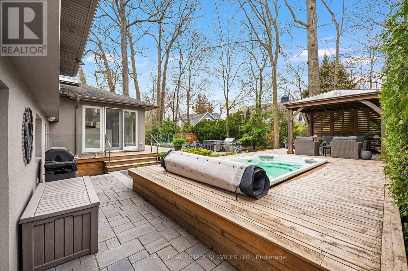 1454 Chasehurst Drive, Mississauga, Ontario  L5J 3A7 - Photo 32 - W13239024