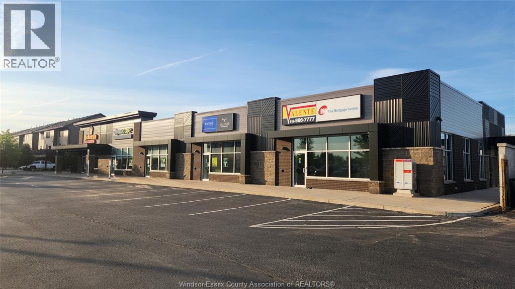 18 AMY CROFT DRIVE Unit# 1, Lakeshore, Ontario