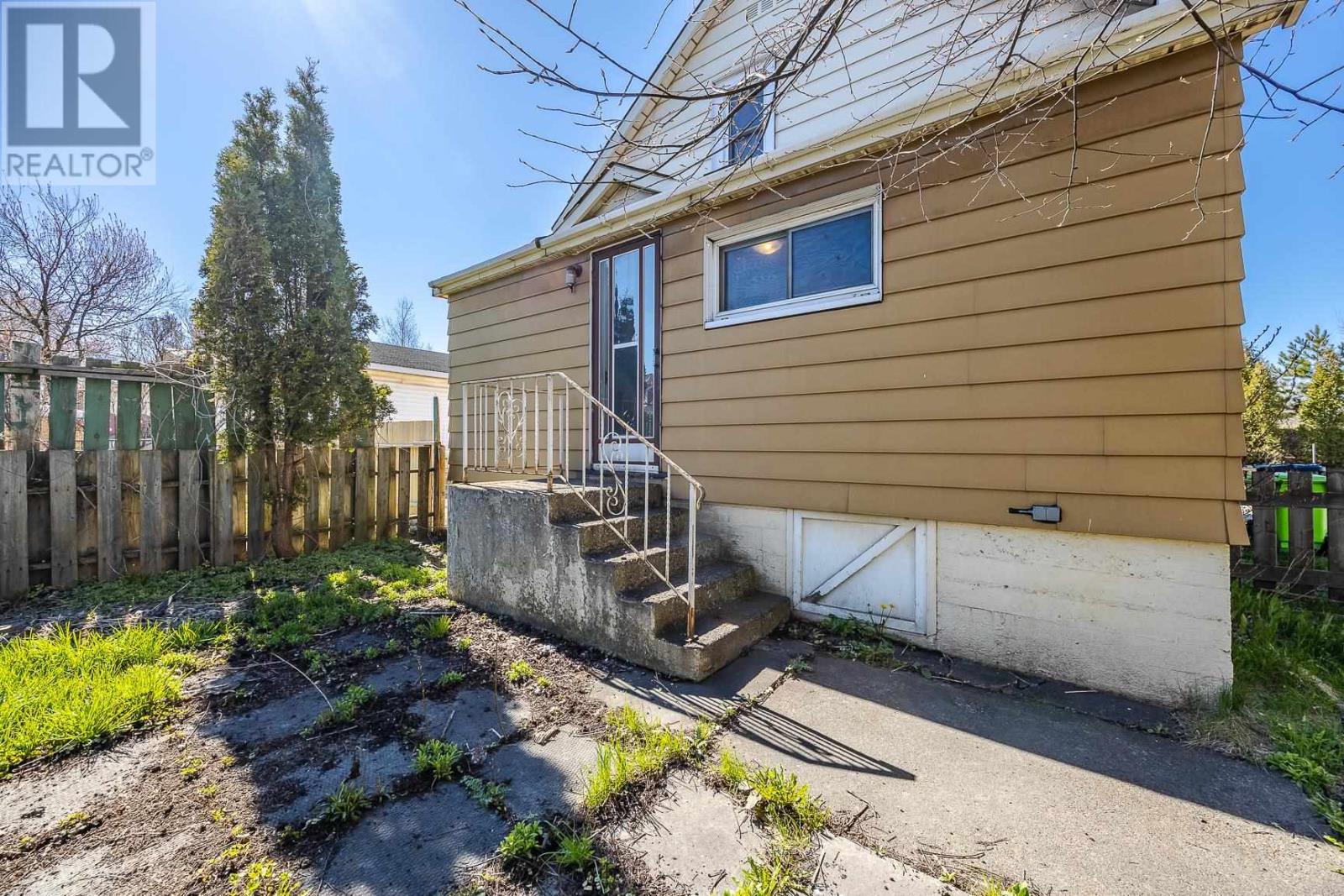 634 Portage Ln, Sault Ste. Marie, Ontario  P6A 1K5 - Photo 26 - SM261121