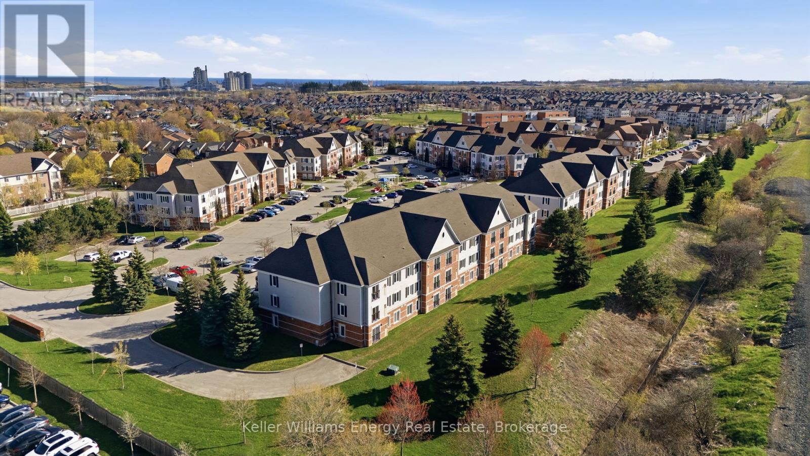 301 - 90 Aspen Springs Drive, Clarington, Ontario  L1C 5N3 - Photo 32 - E13240004