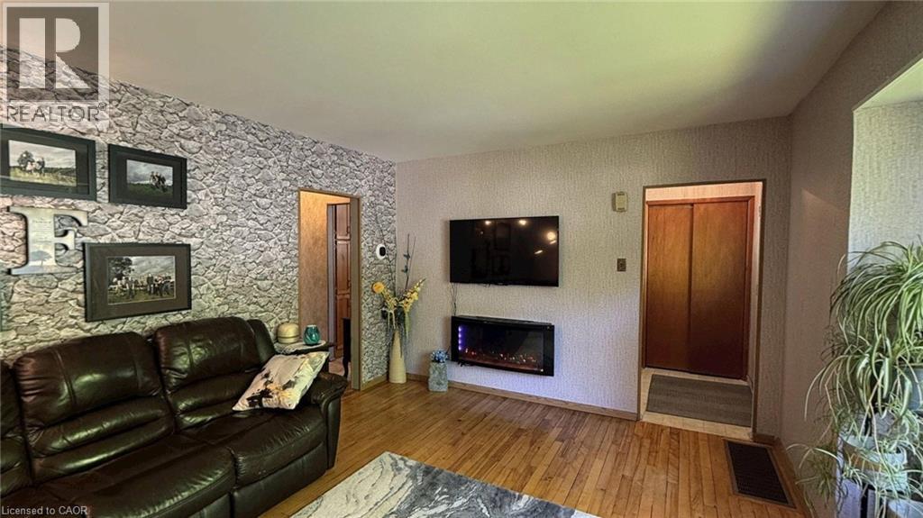 189 Brydges Street, Stratford, Ontario  N5A 1S2 - Photo 7 - 40833660
