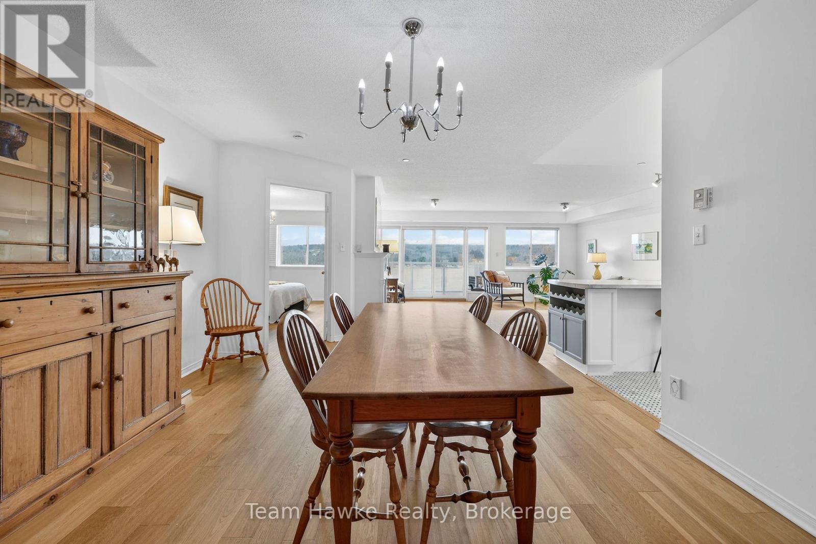 Ph4 - 4 Beck Boulevard, Penetanguishene, Ontario  L9M 2H3 - Photo 11 - S13240142