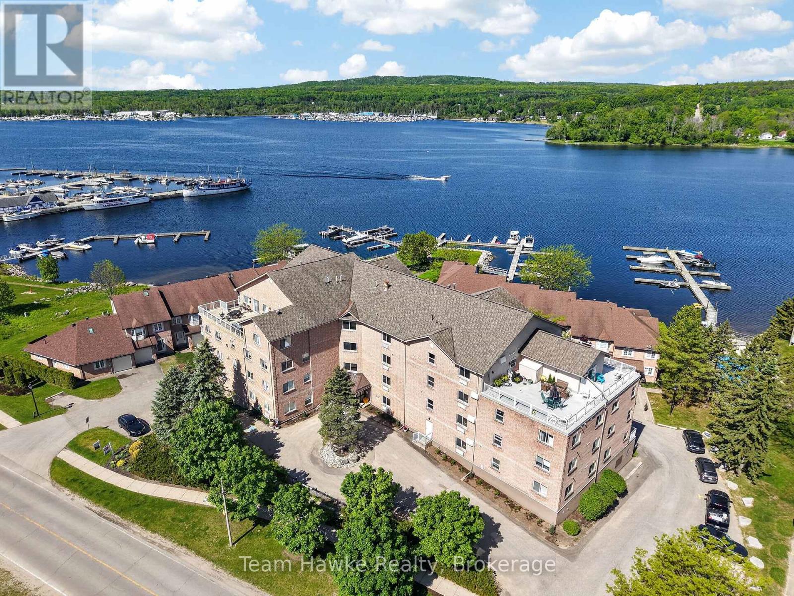 Ph4 - 4 Beck Boulevard, Penetanguishene, Ontario  L9M 2H3 - Photo 38 - S13240142