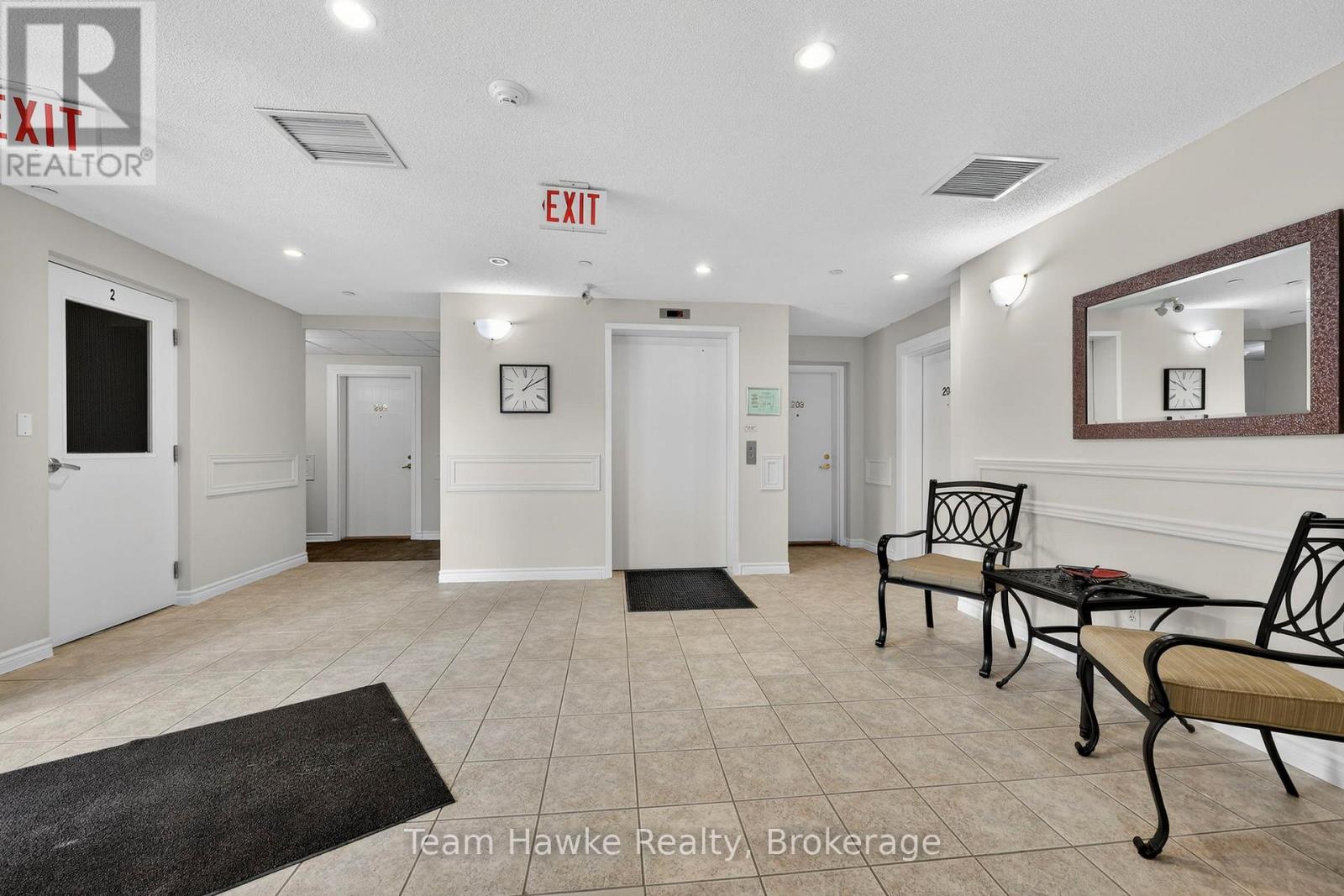 Ph4 - 4 Beck Boulevard, Penetanguishene, Ontario  L9M 2H3 - Photo 4 - S13240142