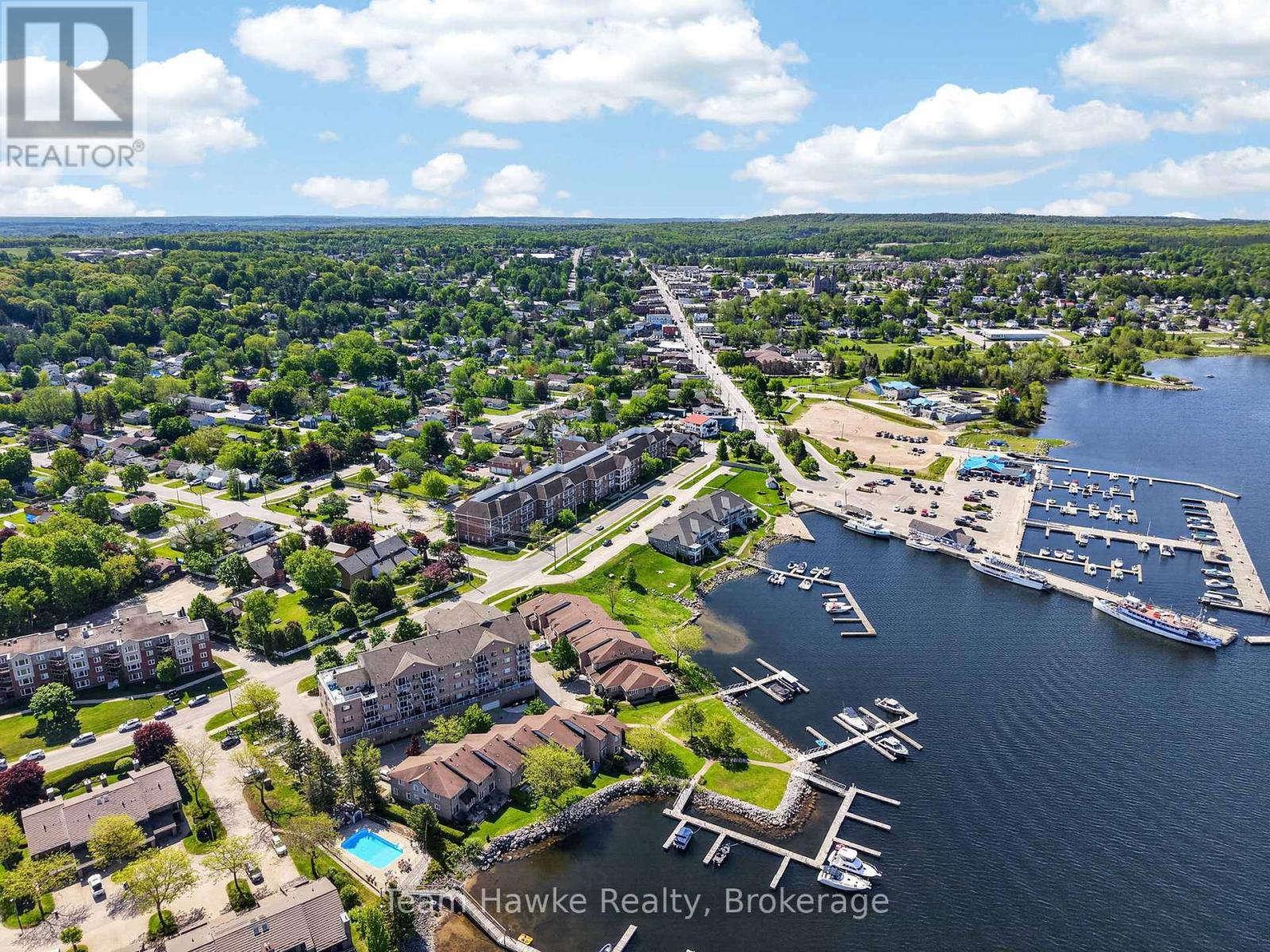 Ph4 - 4 Beck Boulevard, Penetanguishene, Ontario  L9M 2H3 - Photo 44 - S13240142