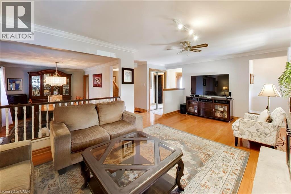 223 Margaret Avenue, Stoney Creek, Ontario  L8E 2J1 - Photo 6 - 40833594