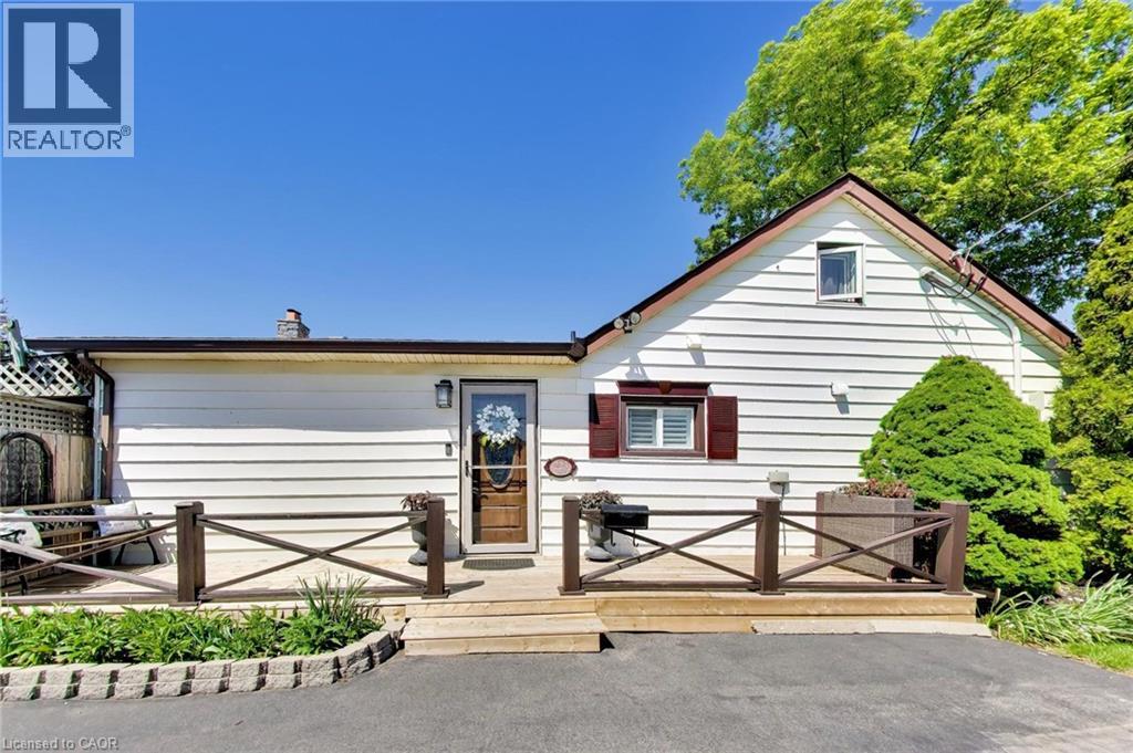 223 Margaret Avenue, Stoney Creek, Ontario  L8E 2J1 - Photo 4 - 40833594