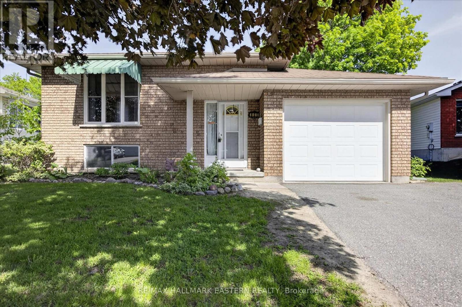 890 CHAPEL ROAD, Peterborough, Ontario