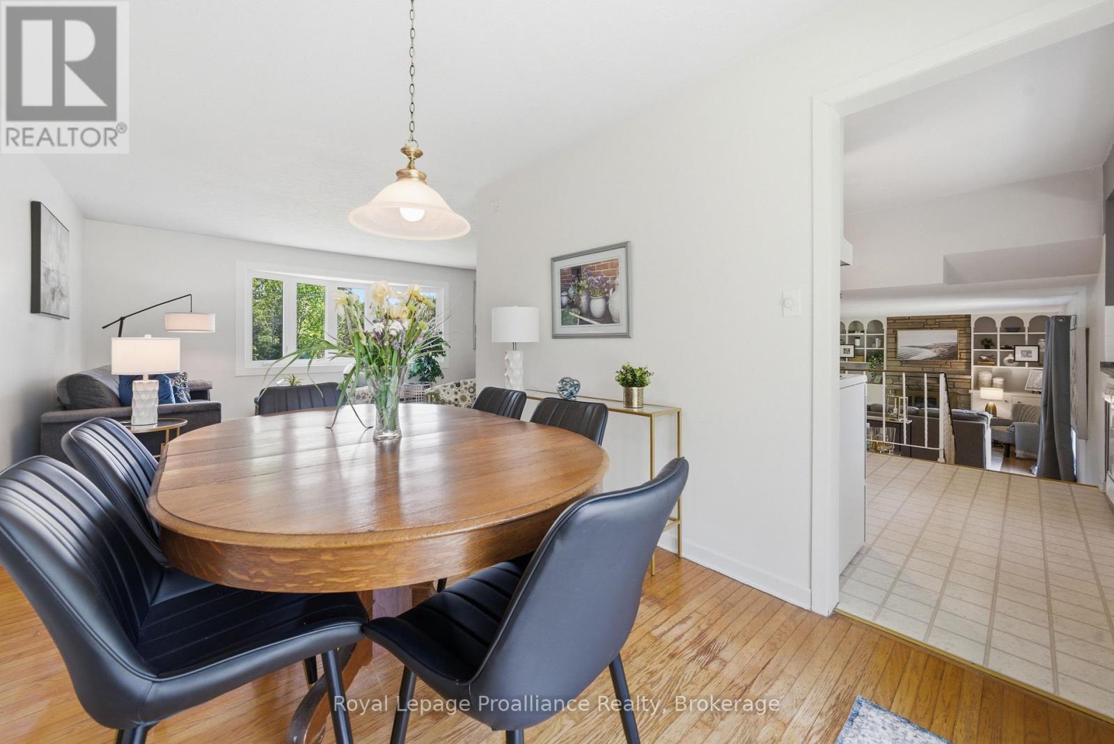 664 2nd Dug Hill Road, Quinte West, Ontario  K8V 0B6 - Photo 11 - X13240136