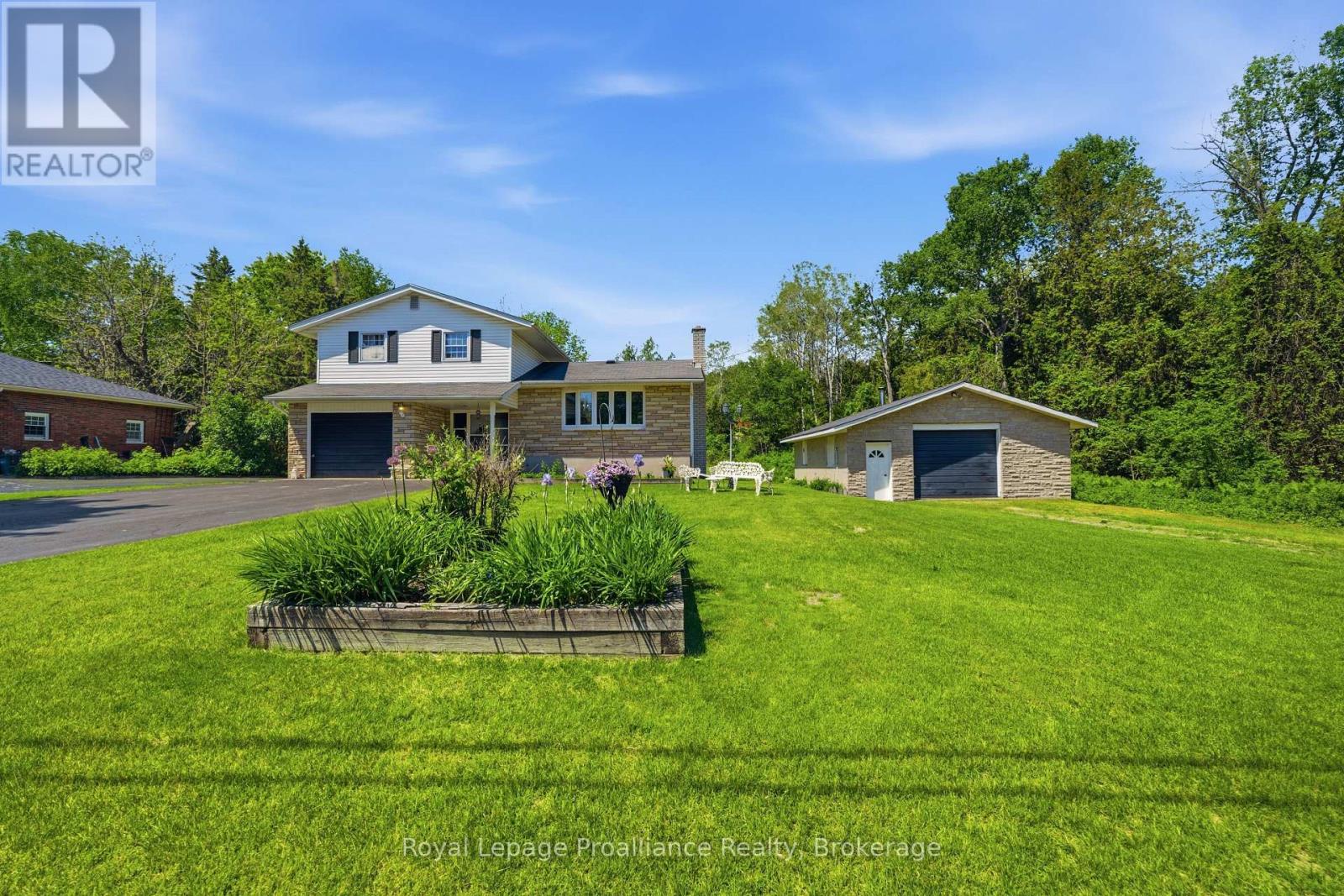 664 2nd Dug Hill Road, Quinte West, Ontario  K8V 0B6 - Photo 48 - X13240136