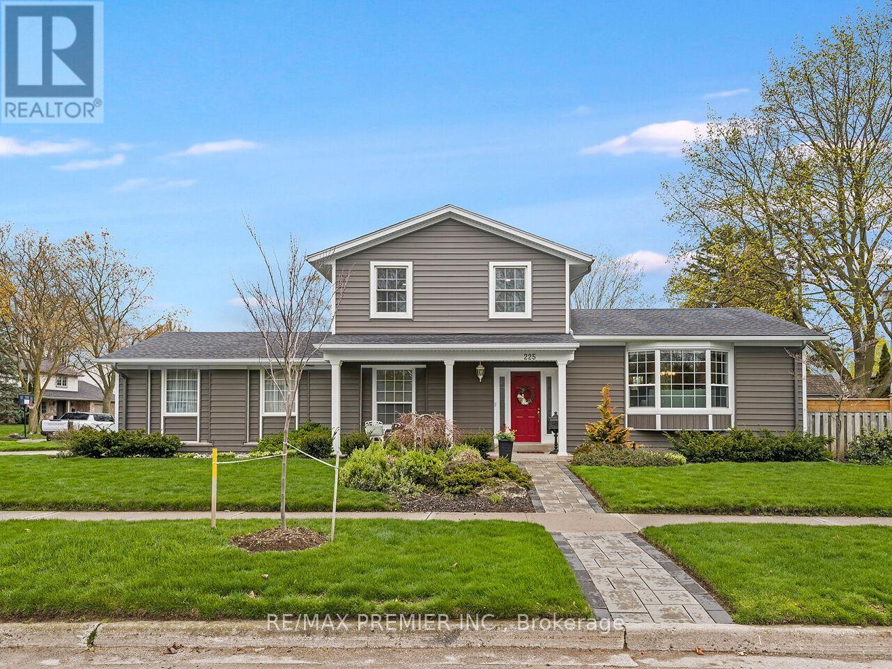 225 JUNIPER AVENUE, Burlington, Ontario