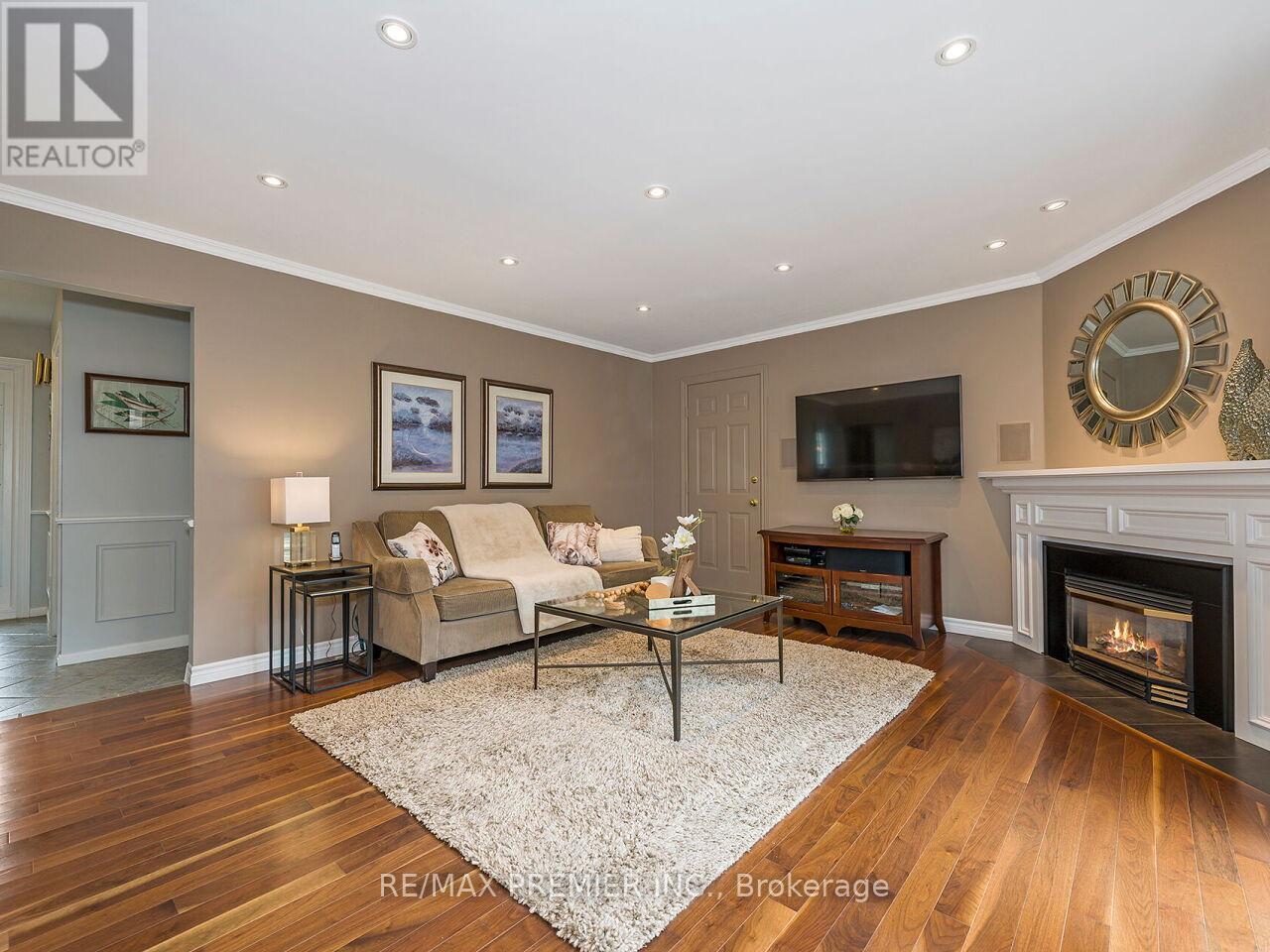 225 Juniper Avenue, Burlington, Ontario  L7L 2T2 - Photo 19 - W13239716