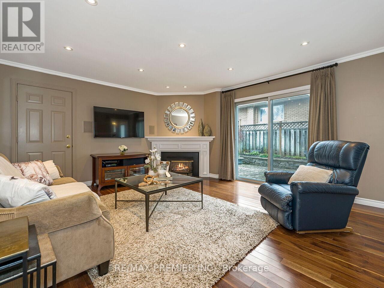 225 Juniper Avenue, Burlington, Ontario  L7L 2T2 - Photo 20 - W13239716