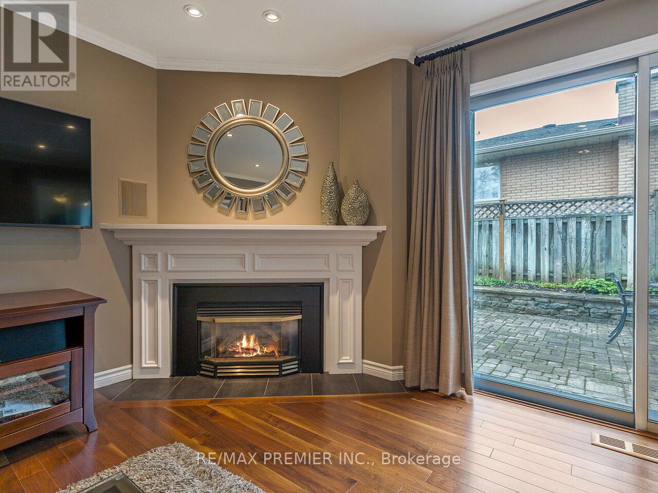 225 Juniper Avenue, Burlington, Ontario  L7L 2T2 - Photo 21 - W13239716