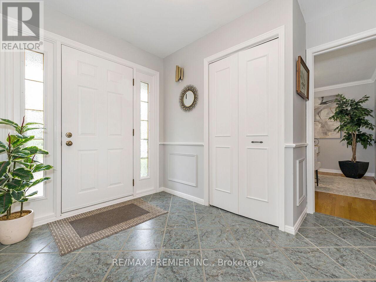 225 Juniper Avenue, Burlington, Ontario  L7L 2T2 - Photo 23 - W13239716